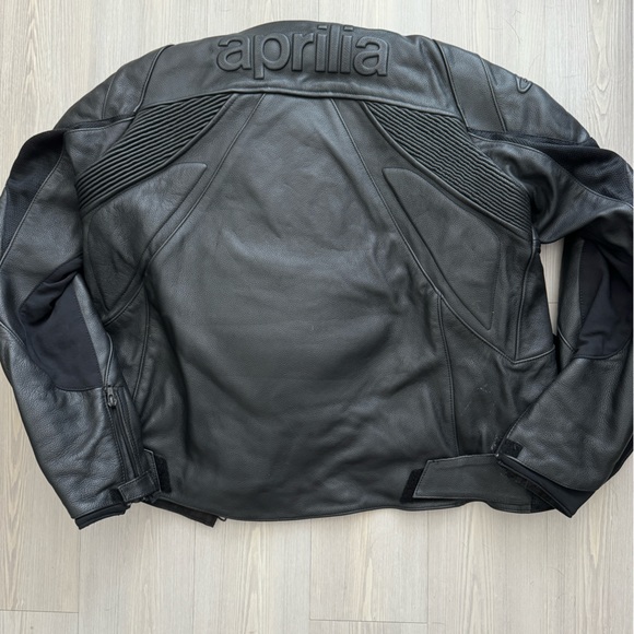 ALPINESTARS TECHNO APRILIA 
Mens Leather Motorbike Jacket Size L - Picture 7 of 10